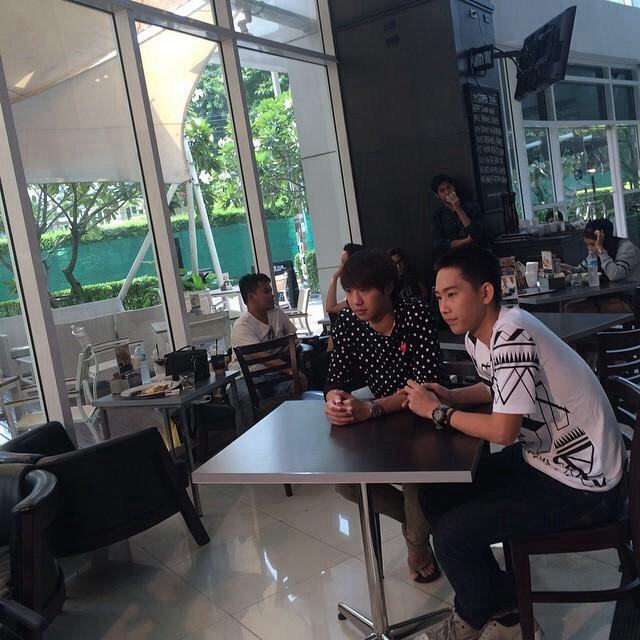 สองงานรวมกัน ไวท์กัปตันน่ารักมาก