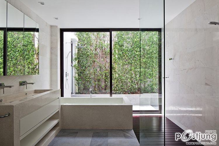 Thao Dien House by MM ++ Architects