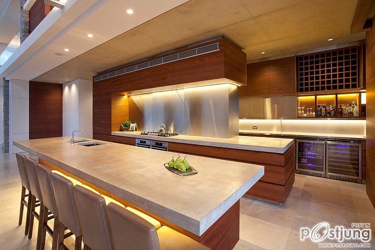 Mooloolah House by Gerald Smith