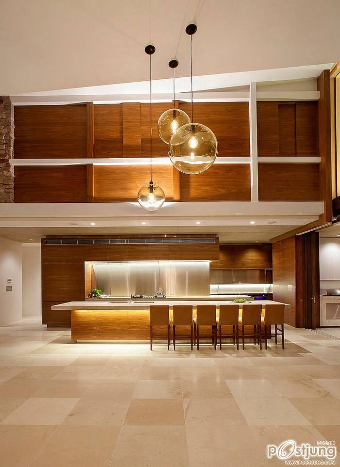Mooloolah House by Gerald Smith