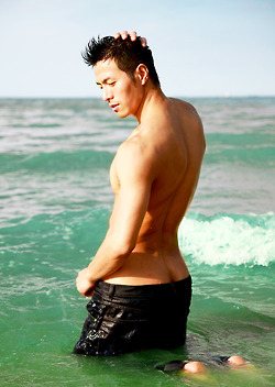 ถอดโชว์เรือนร่าง 621