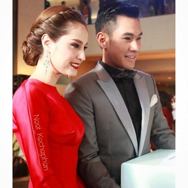 คู่จิ้น__อ๋อม-ขวัญ @งานเดินแบบการกุศล