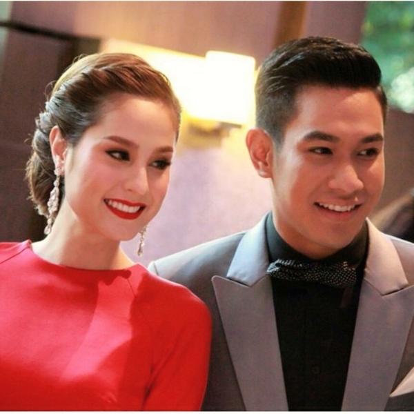 คู่จิ้น__อ๋อม-ขวัญ @งานเดินแบบการกุศล