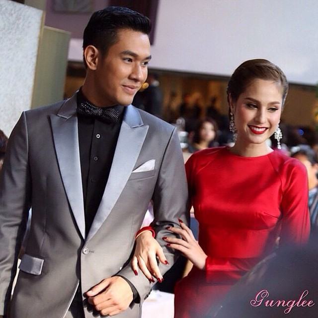 คู่จิ้น__อ๋อม-ขวัญ @งานเดินแบบการกุศล