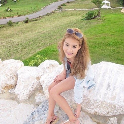 "น้องเอย" สาวน้อย หน้าใส ผิวขาว เปะเวอร์