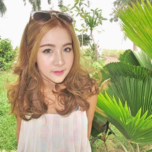 "น้องเอย" สาวน้อย หน้าใส ผิวขาว เปะเวอร์