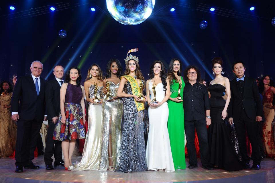 Miss Grand International 2014 ได้แก่ Miss Lees Daryanne Garcia (Cuba)