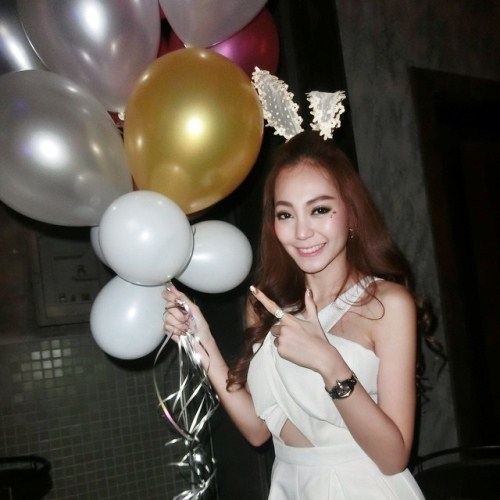 สวยจริงไรจริง "น้องฟ้าใส" พริตตี้สาวสวย หุ่นเป๊ะ