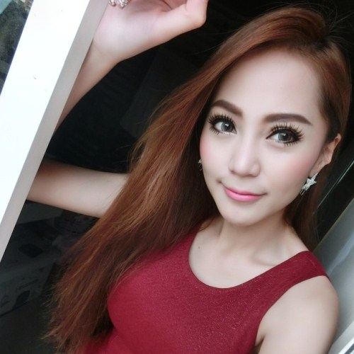 สวยจริงไรจริง "น้องฟ้าใส" พริตตี้สาวสวย หุ่นเป๊ะ