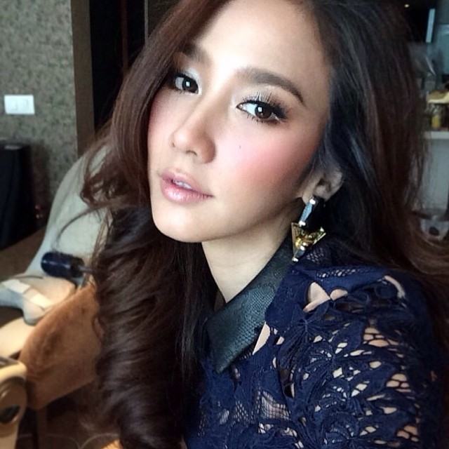 คิดว่า IG ของ"อั้ม พัชราภา"ตั้งเเต่"พราว"ออนเเอร์จนจบ จะถึง 3 ล้านคนไหม?