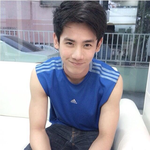 อนิจา บ้าแท้ๆข้อย.หลงมักเขาทังที่เฮาบ่เคยฮู้จักเขาเลยจักหน่อย,Au Jun