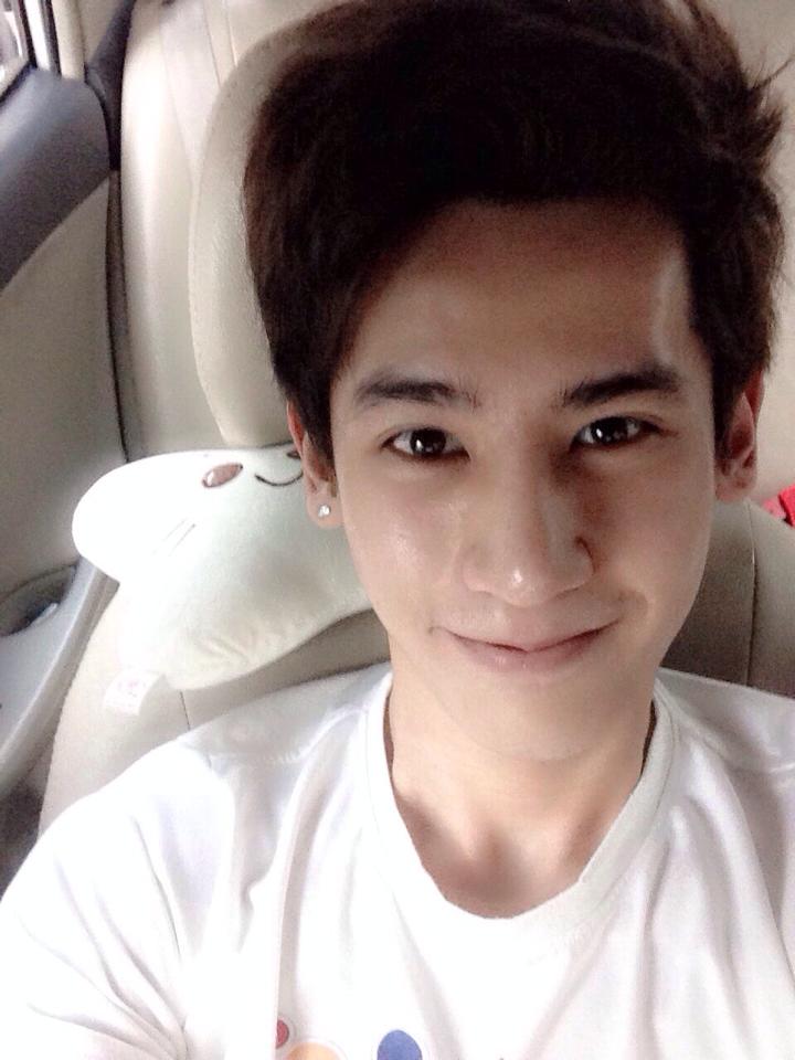 อนิจา บ้าแท้ๆข้อย.หลงมักเขาทังที่เฮาบ่เคยฮู้จักเขาเลยจักหน่อย,Au Jun