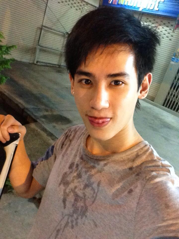 อนิจา บ้าแท้ๆข้อย.หลงมักเขาทังที่เฮาบ่เคยฮู้จักเขาเลยจักหน่อย,Au Jun