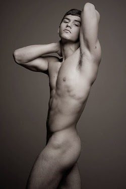 ถอดโชว์เรือนร่าง 629 - Zack Hernandez