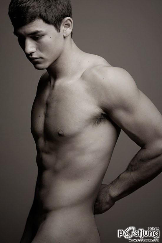 ถอดโชว์เรือนร่าง 629 - Zack Hernandez