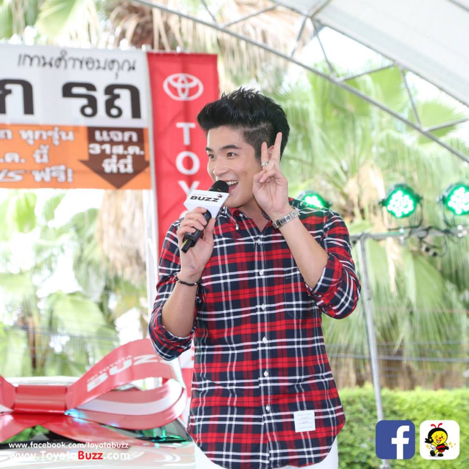 อาเล็กธีรเดชที่โตโยต้าบัสส์