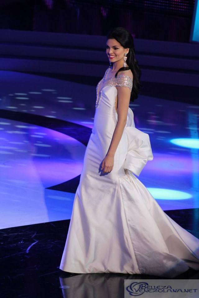 การประกวดมิสเวเนซูเอล่า 2014 รอบชุดราตรี