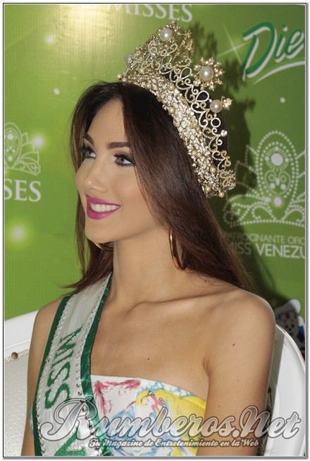 Miss Venezuela 2014 คนใหม่ มาเรียน่า ฮีเมเนซ