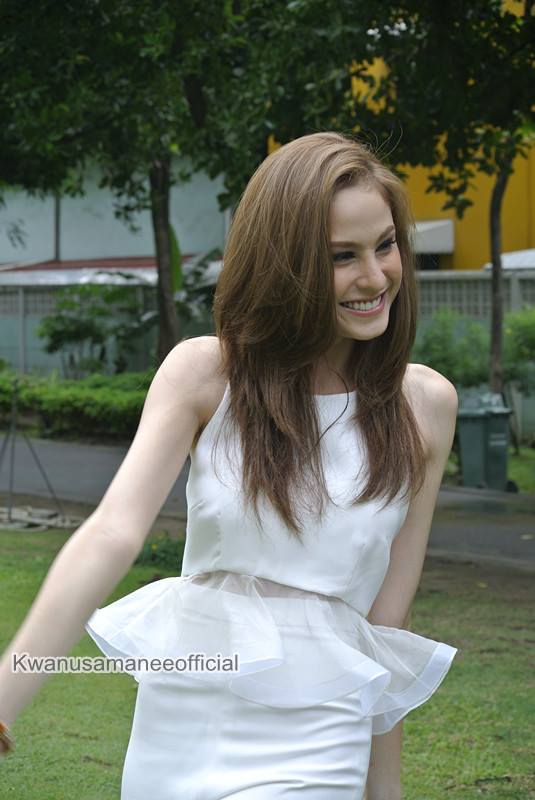 Pic__ขวัญ อุษามณี_เดินสายทำบุญ พิธีเปิดโรงทาน/ทอดกฐินและยกช่อฟ้า/กิจกรรมเพื่อสังคม"ปันฝันปันยิ้ม"
