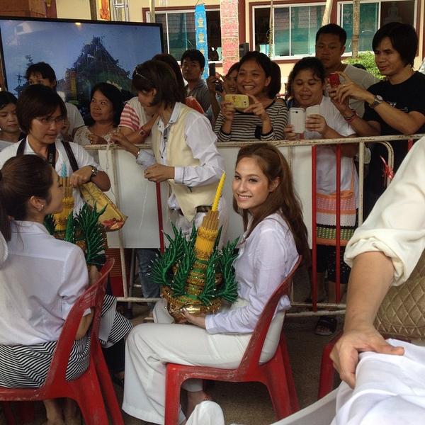 Pic__ขวัญ อุษามณี_เดินสายทำบุญ พิธีเปิดโรงทาน/ทอดกฐินและยกช่อฟ้า/กิจกรรมเพื่อสังคม"ปันฝันปันยิ้ม"