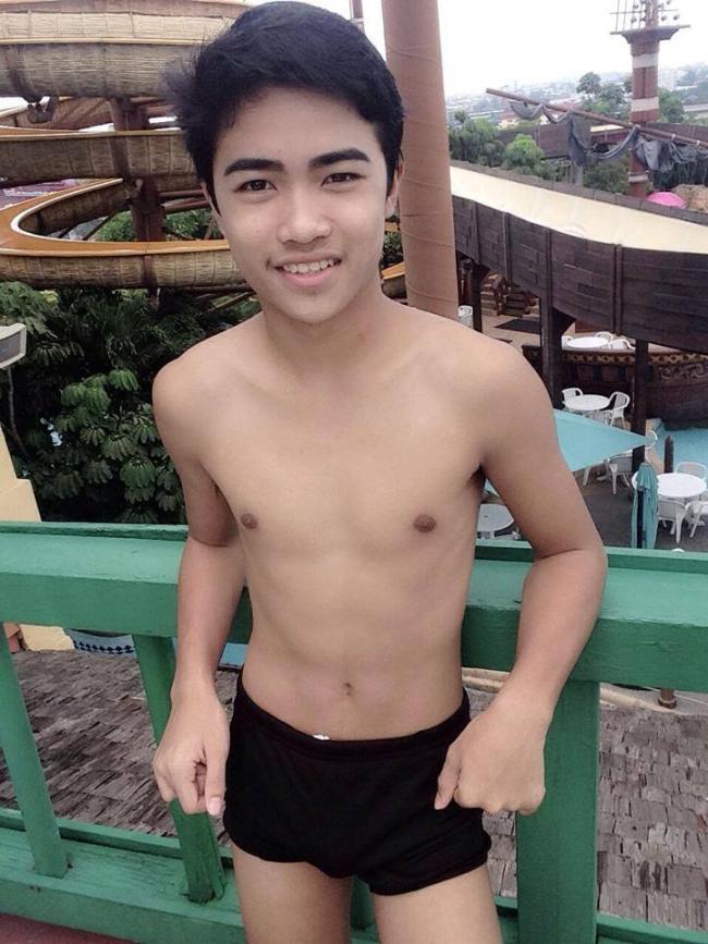 ลาบ(ปาก)คุณหญิงป้า