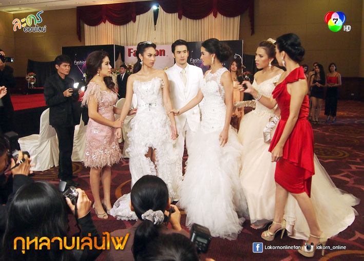 "เชฟฟานี่" สุดทน "วีรภาพ" เจ้าชู้ใส่ "นาว" ขอระเบิดอารมณ์ ตบ "โม-อมีนา" โชว์กลางงานแฟชั่น