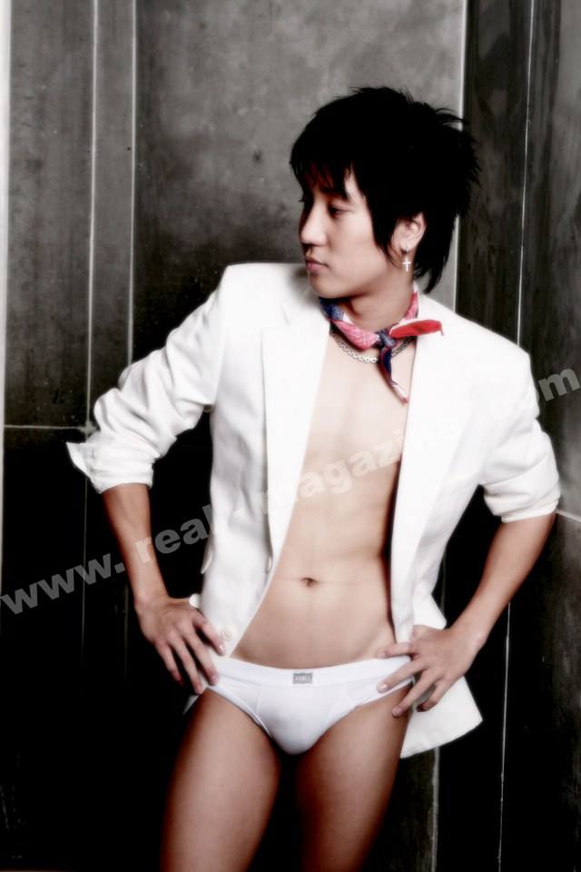 ฏ๋อ ศิษฎิ ชวลิต