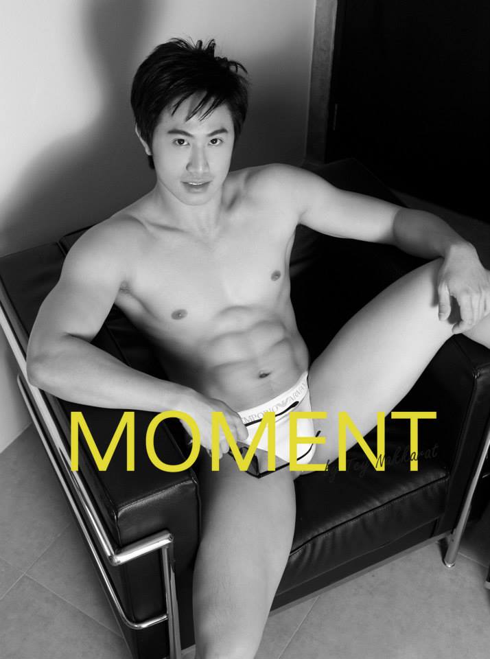 MOMENT vol.1 no.2 October 2014