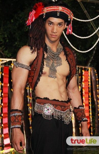 เด่นคุณ งามเนตร