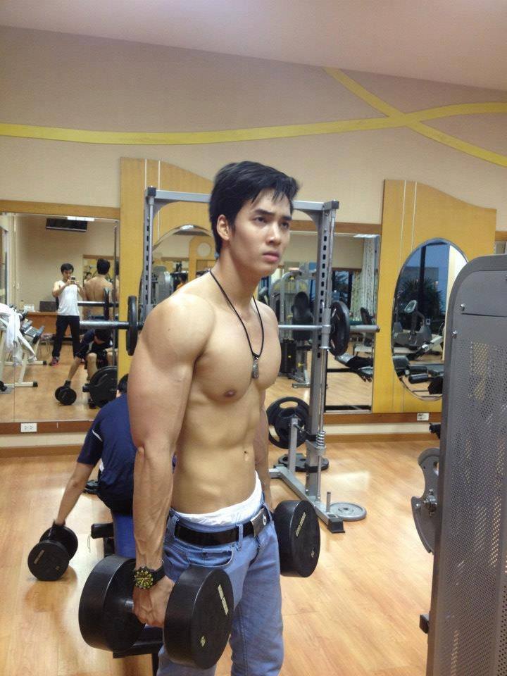 เด่นคุณ งามเนตร