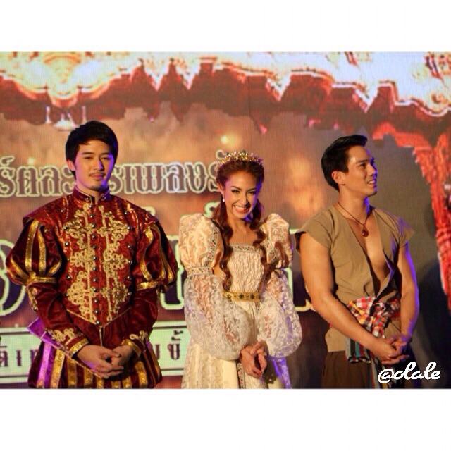 แคทรียา อิงลิช ณ งานแถลงข่าวคอนเสิร์ตละครเพลงรัก "โรมิโอกะอีเรียม อุบัติเหตุรักสลับขั้ว" @ Central World