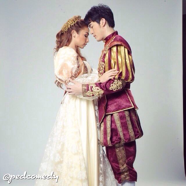 แคทรียา อิงลิช ณ งานแถลงข่าวคอนเสิร์ตละครเพลงรัก "โรมิโอกะอีเรียม อุบัติเหตุรักสลับขั้ว" @ Central World