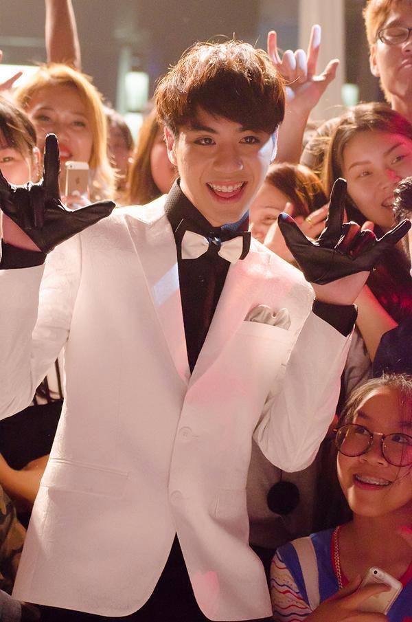 ไวท์หล่อละมุนกัปตันน่ารัก