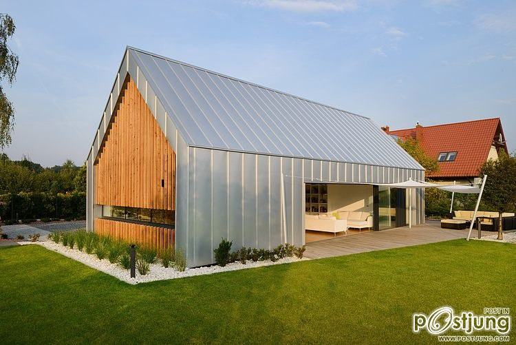 Two Barns House by RS+