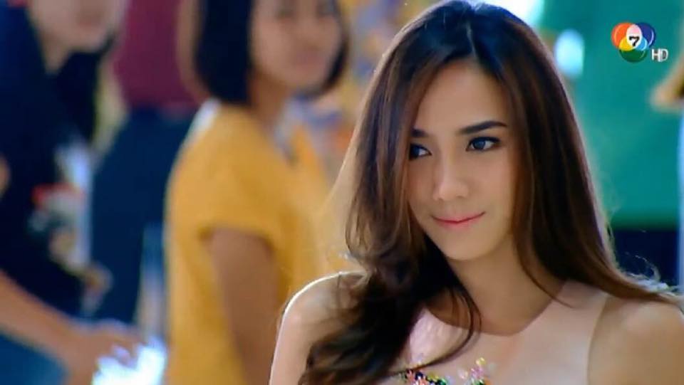 รู้สึกเหมือนกันไหมว่า อั้ม นับวันหน้าเด็กมากขึ้นเรื่อยๆ??