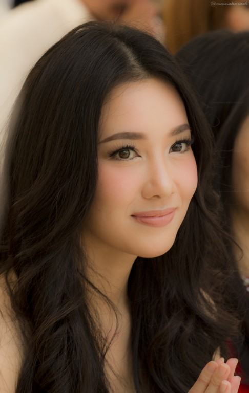 นุ่น วรนุช เพื่อนรักเพื่อนริษยา