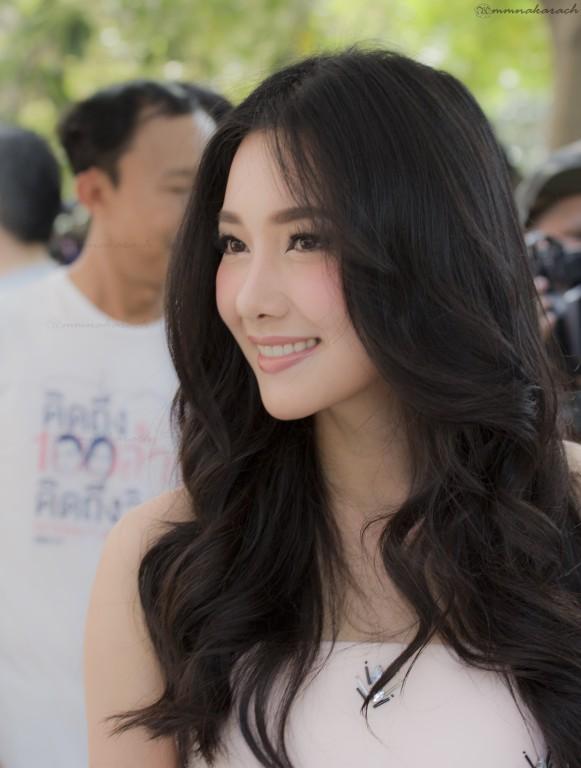 นุ่น วรนุช เพื่อนรักเพื่อนริษยา