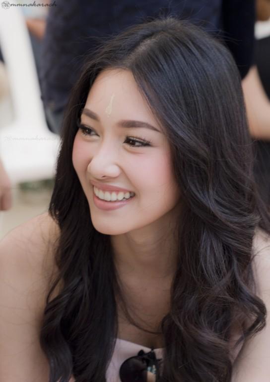 นุ่น วรนุช เพื่อนรักเพื่อนริษยา