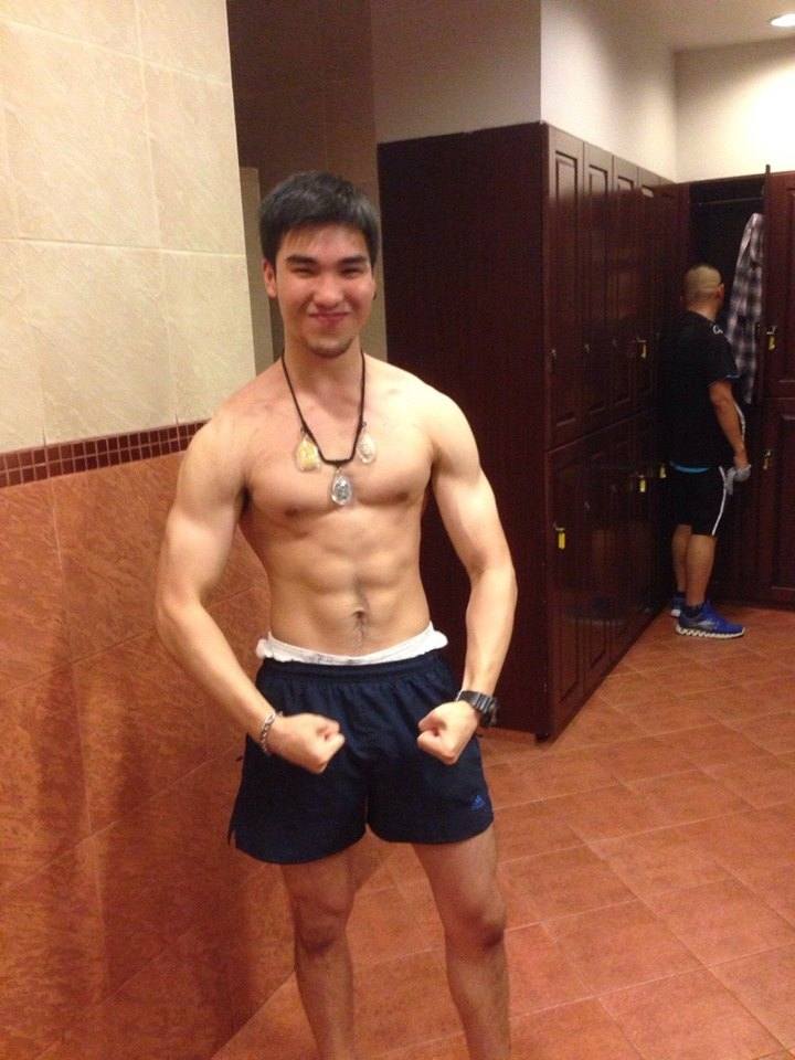 หนุ่มน้อยยยย