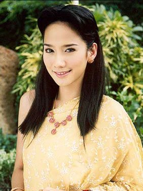 อั้ม พัชราภา กับชุดไทย!!