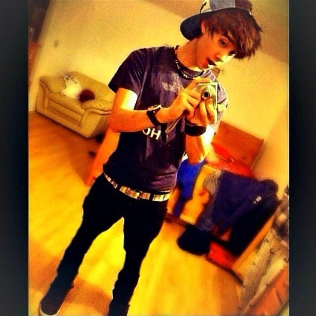 โอ้ย หล่อจริงๆ หนุ่มวัย 16 จากเบริคลี่ย์ ไทยแลนด์!!