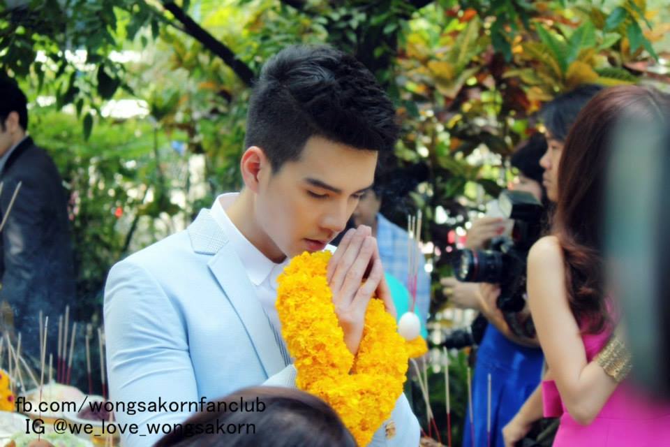 เก็บตกบวงสรวงปลาหลงฟ้า นิว วงศกร คือหล่อมากกกกกกกกก
