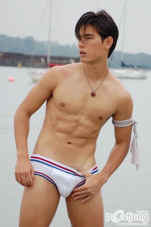 ถอดโชว์เรือนร่าง 640