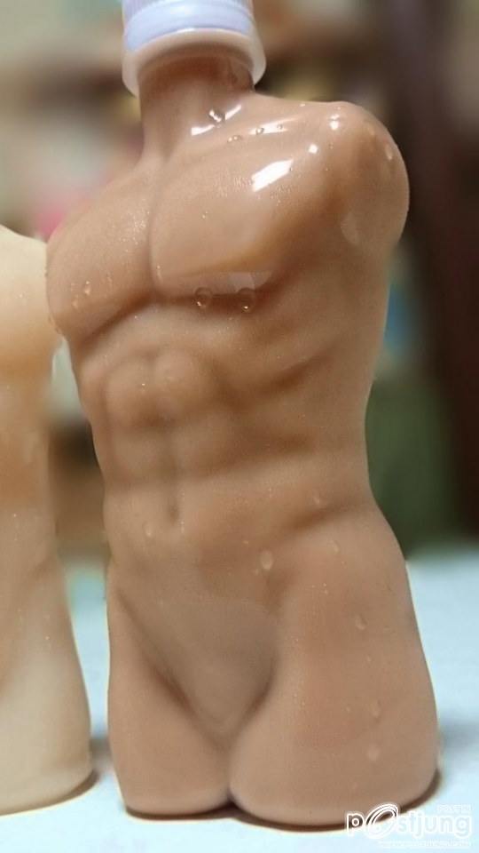 สุดสยิว! ขวดน้ำเอาใจเก้ง