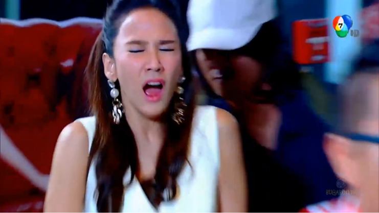 เเคปพราวตอนที่ 5 "พราวโดนเเฟนคลับโรคจิตให้ขาไ่ก่ใส่เเหวน"