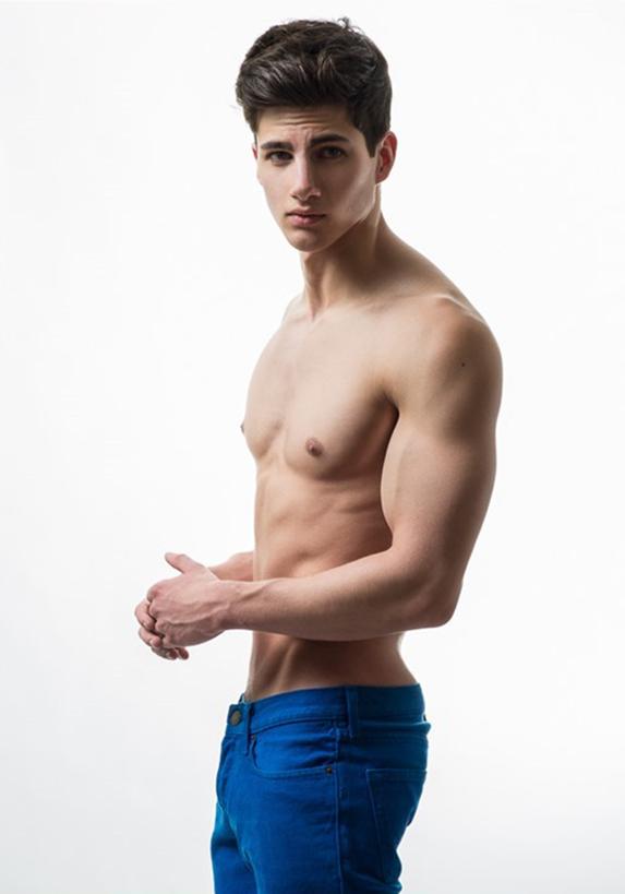[ต้องแตก][ฉ18+][001] Alex Barber