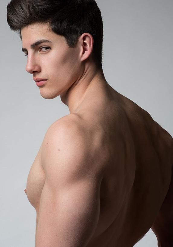 [ต้องแตก][ฉ18+][001] Alex Barber