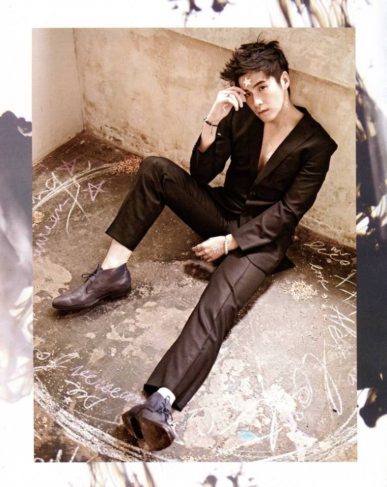 อาเล็ก-ธีรเดช & มิว-นิษฐา @ KAZZ vol.9 no.99 October 2014