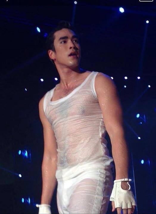 เก็บตกภาพคอนเสิร์ต Give Me Five กับ 5 พระเอกหนุ่มสุดหล่อ!!