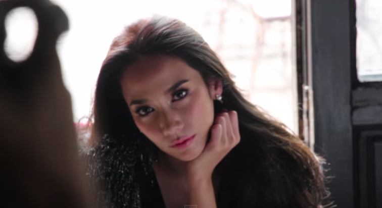 Sexy lady เบื้องหลังการถ่ายเเฟชั่นเเม็กกาซีน "อั้ม พัชราภา"